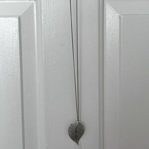 Silver Leaf Pendant Necklace